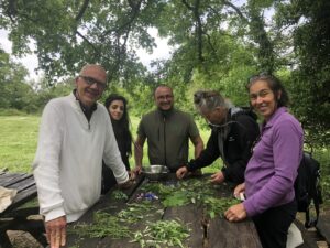 2-3 maggio a Bracciano e Canale Monterano alla ricerca di erbe spontanee con Capra e Cavoli e Forestman